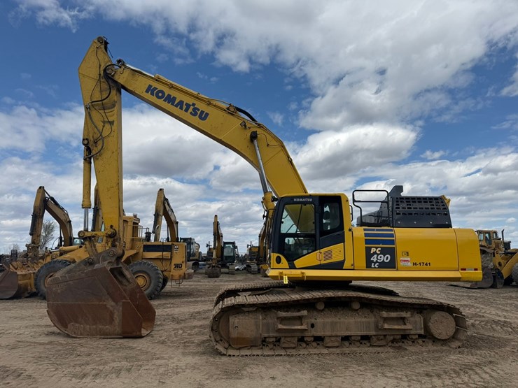 komatsu-pc490-lc-11-image-2
