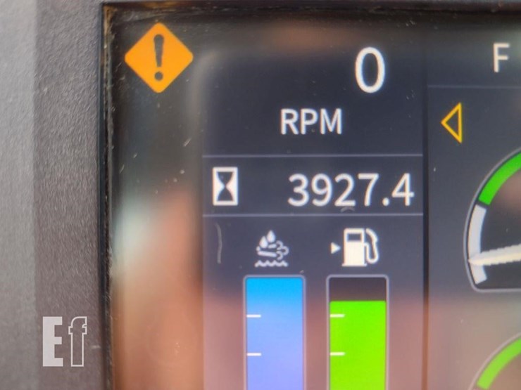 2021-deere-750l-lgp-image-6