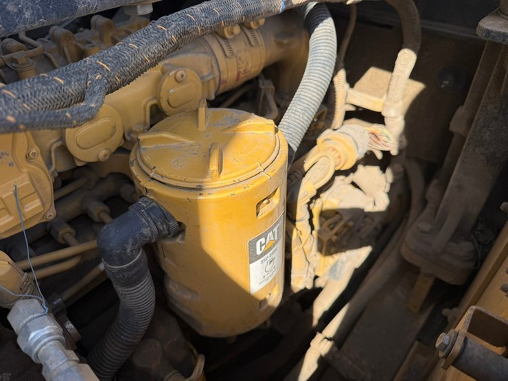 2013-caterpillar-950k-image-81