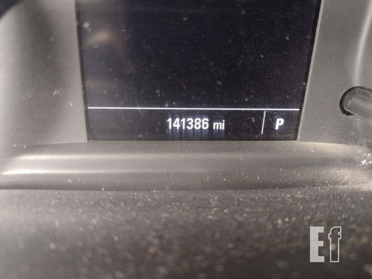 2022-chevrolet-silverado-2500hd-image-6