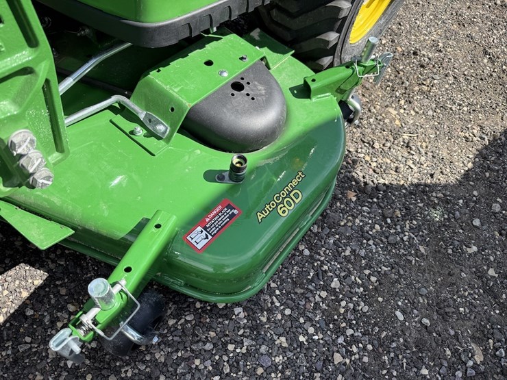 john-deere-1025r-image-9