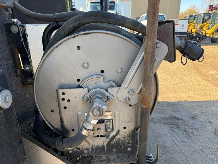 2017-ford-f550-xl-image-38