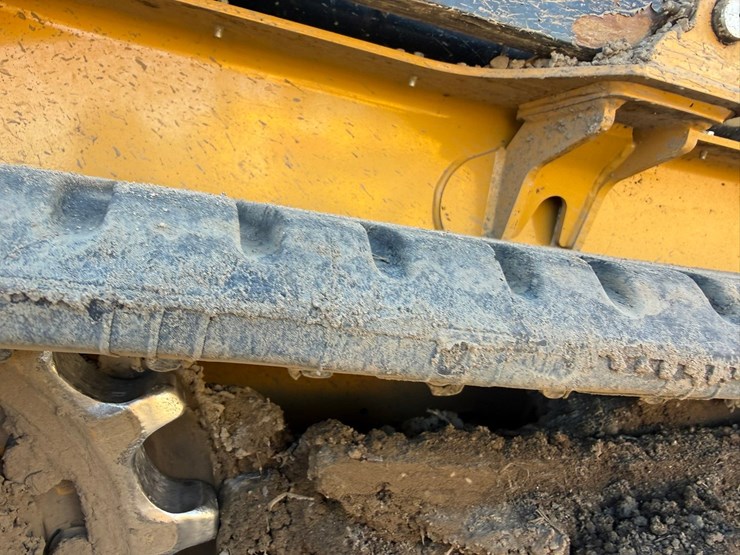caterpillar-255-image-54