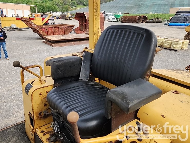 deere-655b-image-28