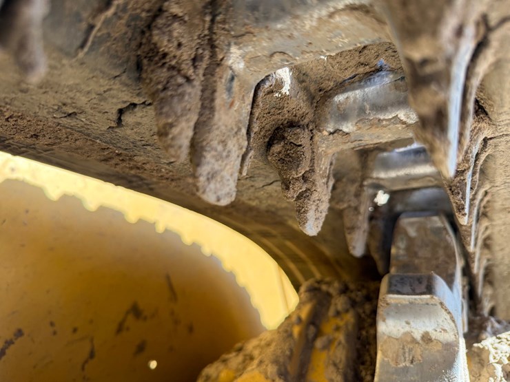 caterpillar-255-image-71