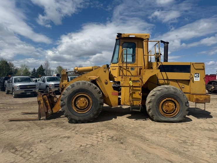 caterpillar-966d-image-2