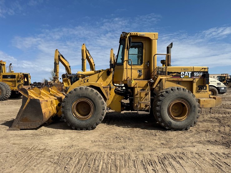 caterpillar-950f-image-2