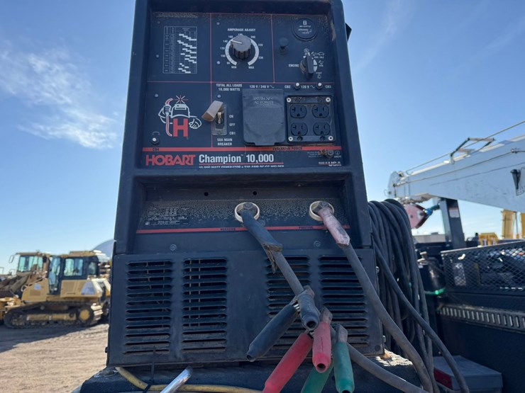 2017-ford-f550-xl-image-35