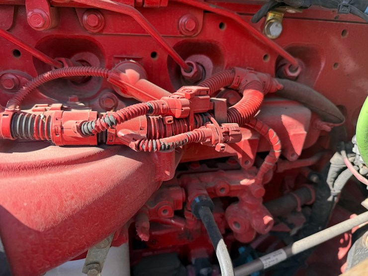 2021-kenworth-t880-image-19