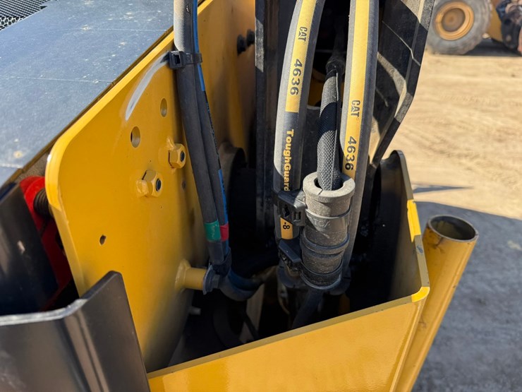 caterpillar-242d3-image-41
