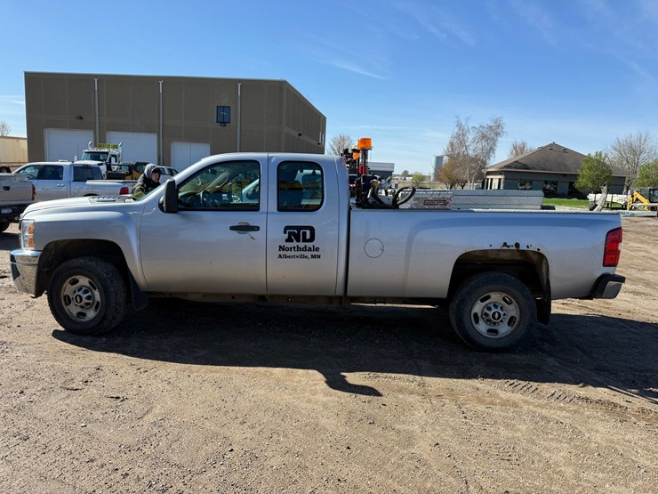chevrolet-2500-image-2