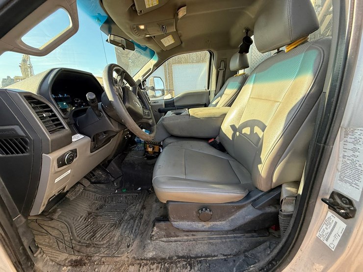 2017-ford-f550-xl-image-85