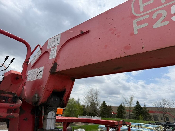 #6443-•-2003-sterling-boom/crane-truck-image-44