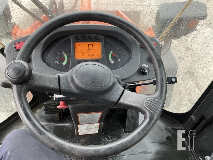 2019-hitachi-zw80-5b-image-12