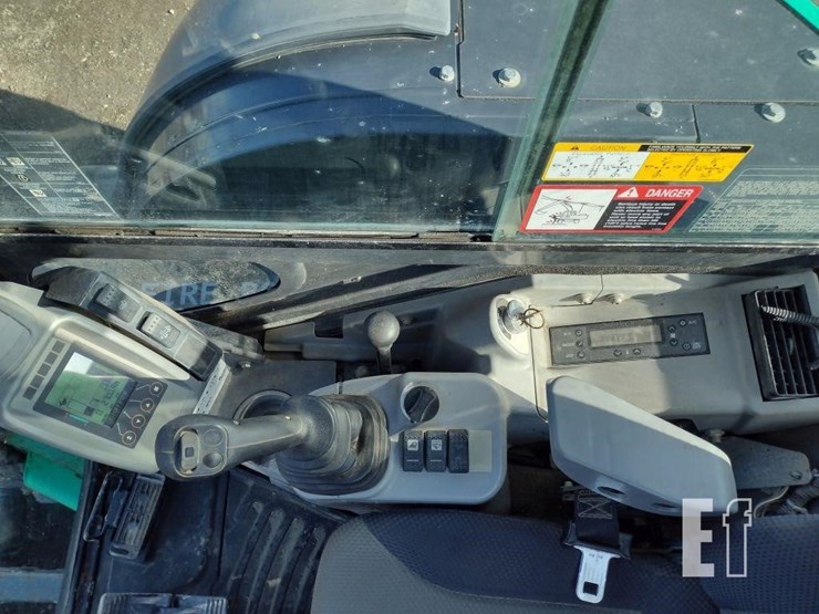 2018-deere-50g-image-8