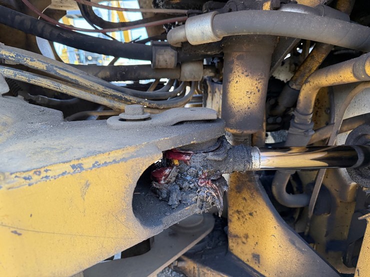 caterpillar-950f-image-31