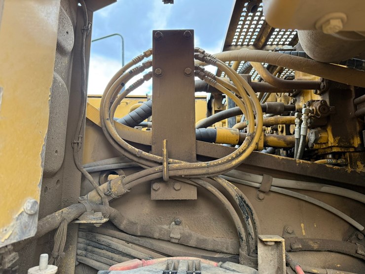 caterpillar-345bl-image-77