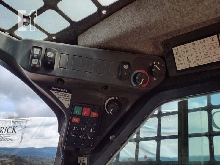 deere-317g-image-8