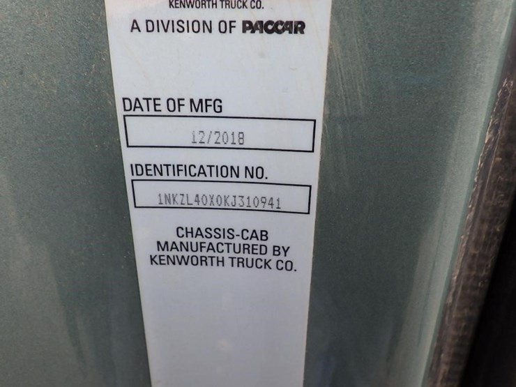 2019-kenworth-t880-image-113