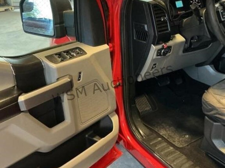 2019-ford-f150-image-23