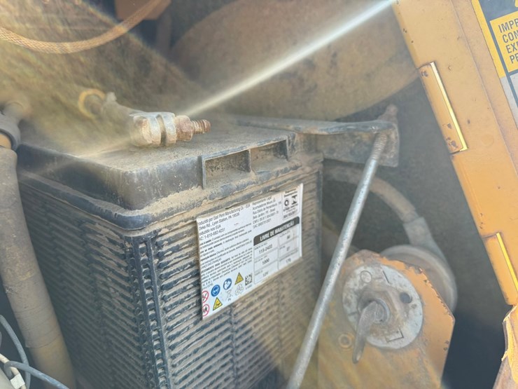 caterpillar-d4h-lgp-image-29