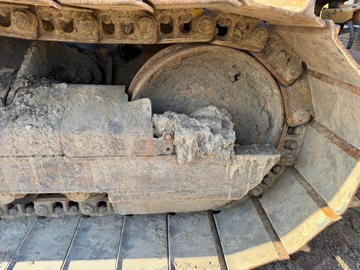 caterpillar-d4g-lgp-image-65