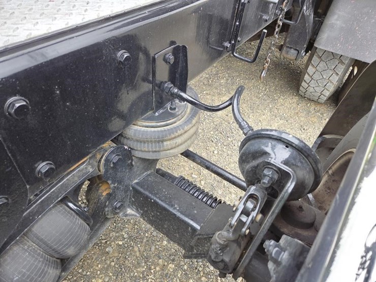 2015-kenworth-t800-image-63