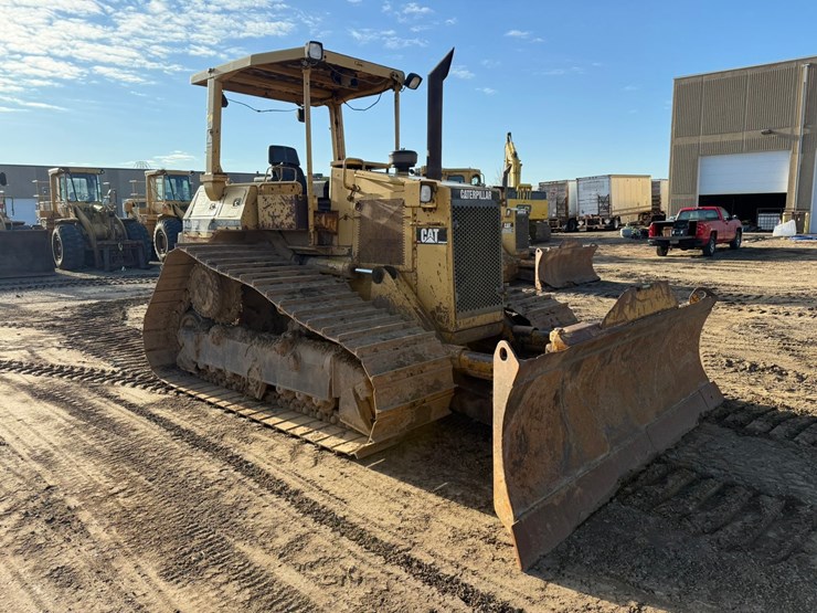 caterpillar-d4h-lgp-image-7