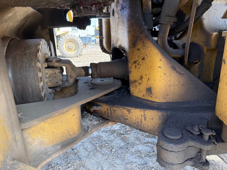 caterpillar-950f-image-33