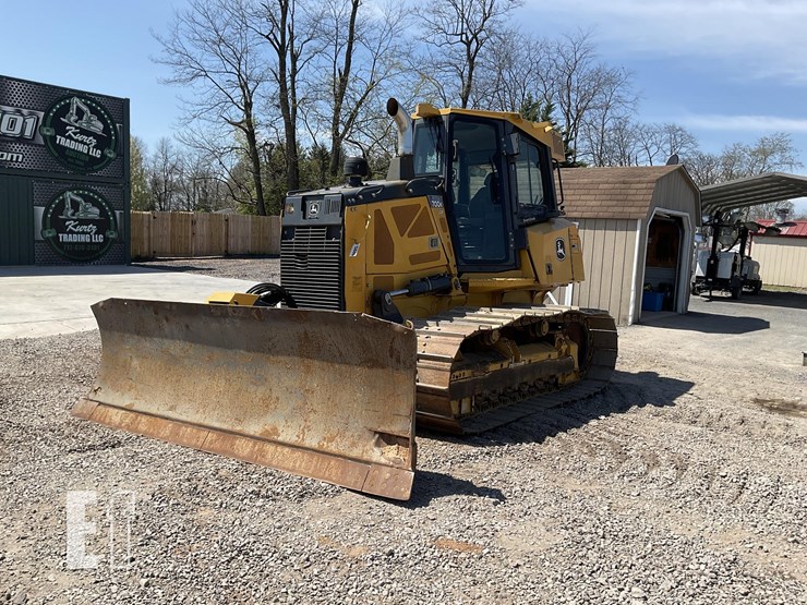2017-deere-700k-image-8