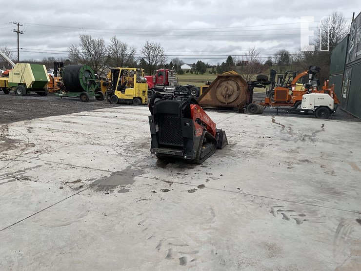2022-kubota-scl1000-image-4
