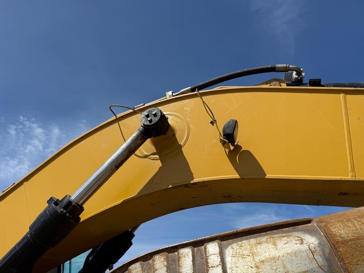 caterpillar-336fl-image-32