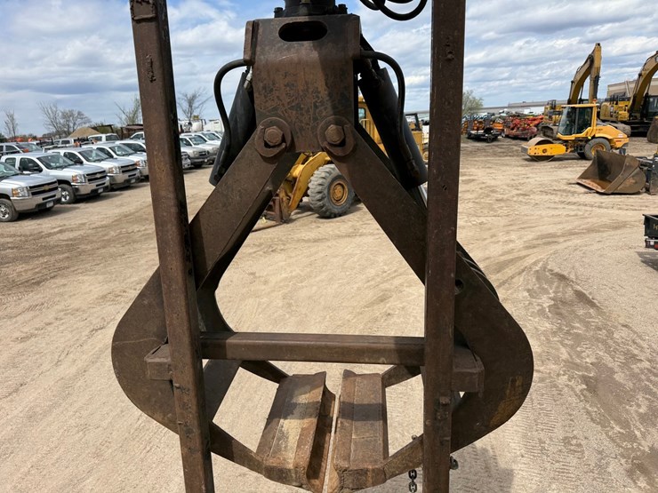 #6443-•-2003-sterling-boom/crane-truck-image-49