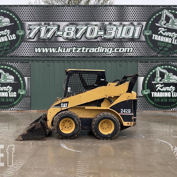 2006 CATERPILLAR 242B