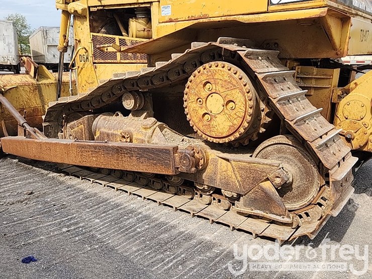 caterpillar-d6h-image-18