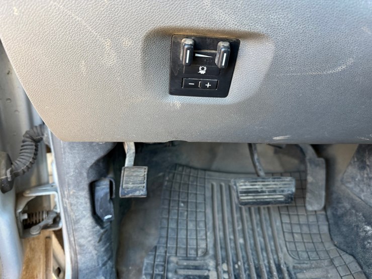 2014-chevrolet-2500-image-41