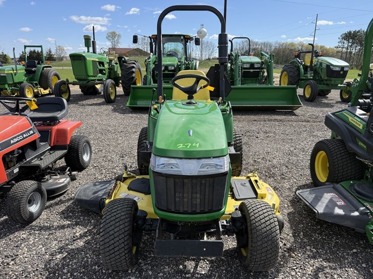 john-deere-2305-image-2