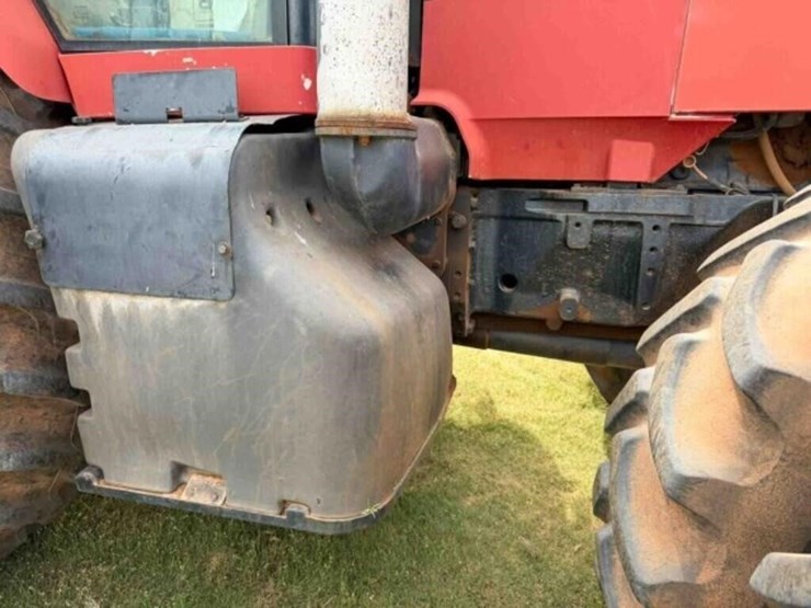 case-mx285-tractor-image-16