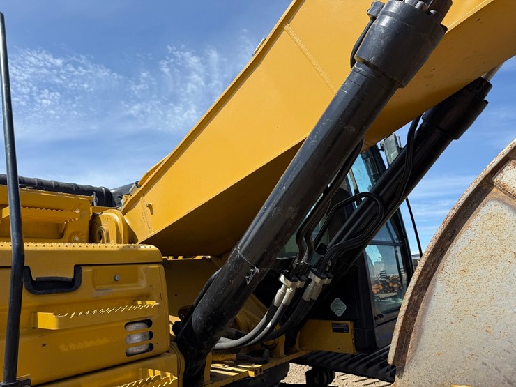 caterpillar-336fl-image-34
