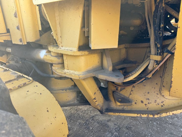 caterpillar-140g-image-42