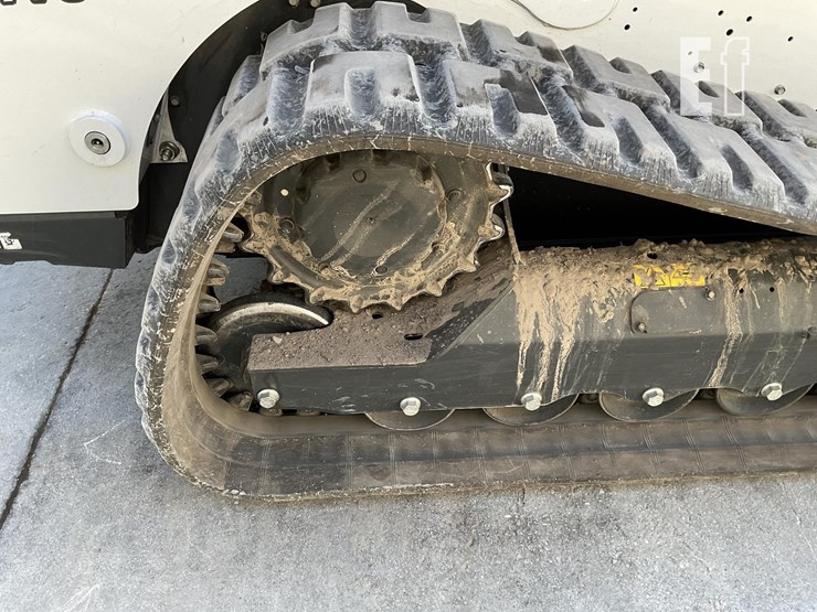2021-bobcat-t770-image-10