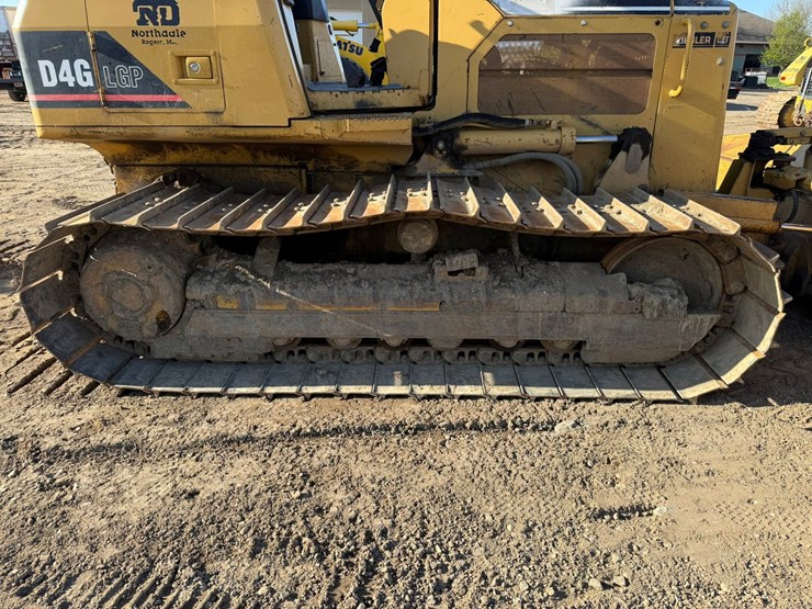 caterpillar-d4g-lgp-image-61
