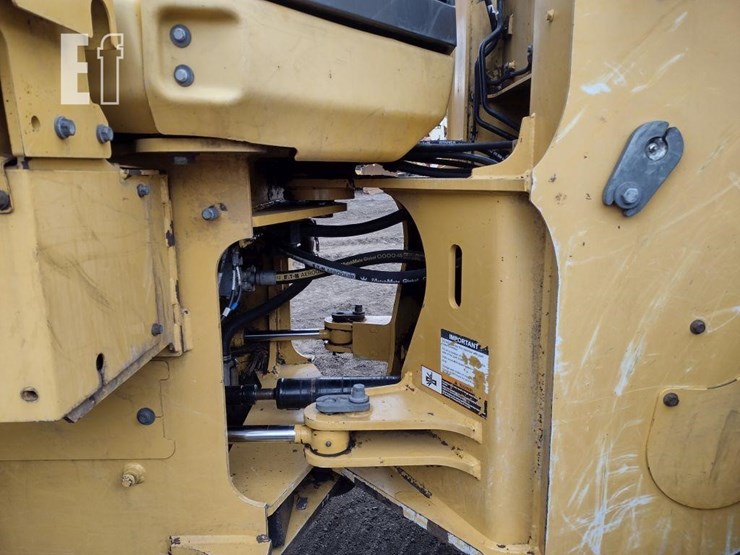 2019-deere-544l-image-37