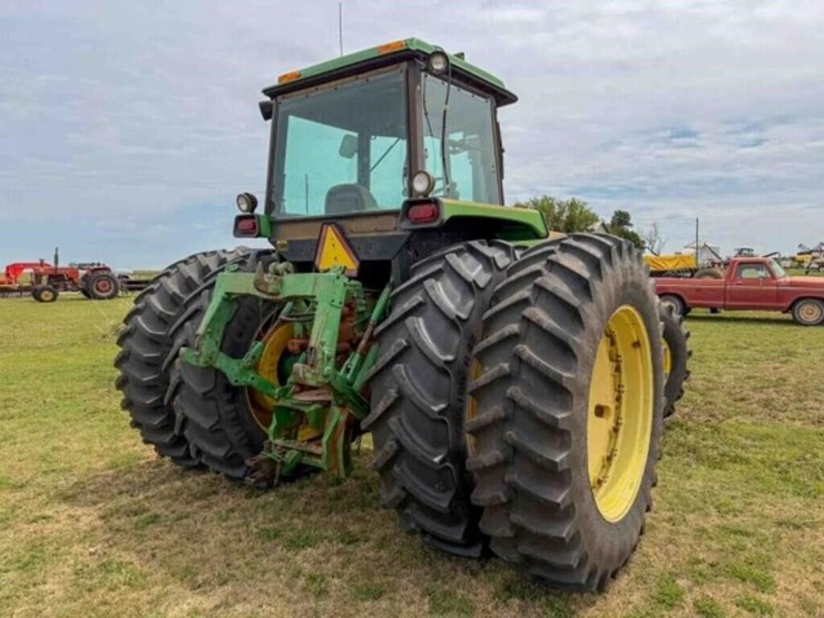 john-deere-4850-image-3