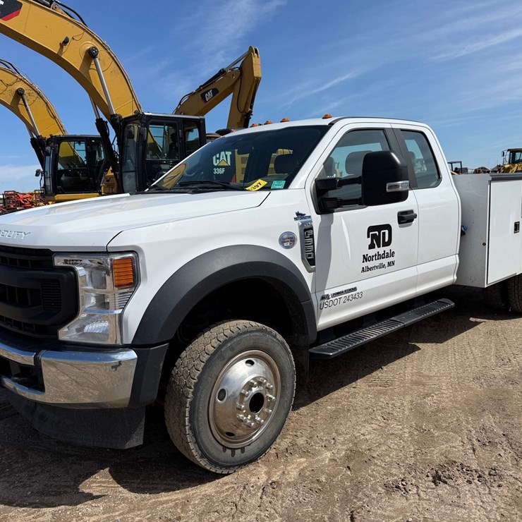 2020 FORD F550 XL
