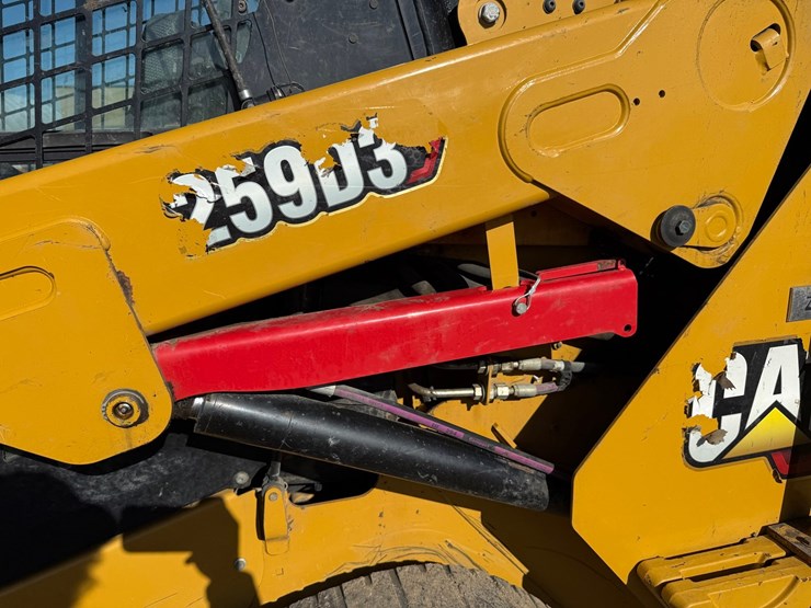 caterpillar-259d3-image-18