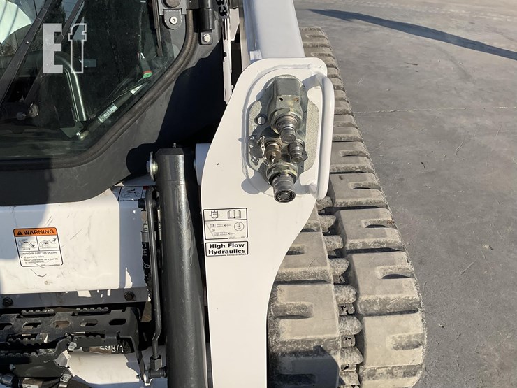2021-bobcat-t770-image-13