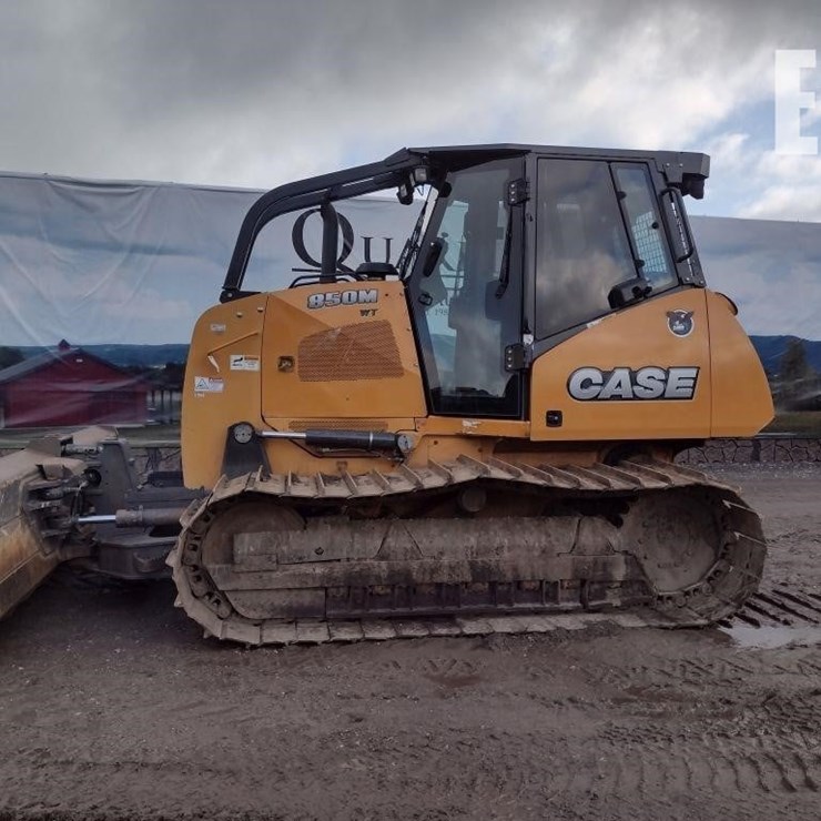 2016 CASE 850M