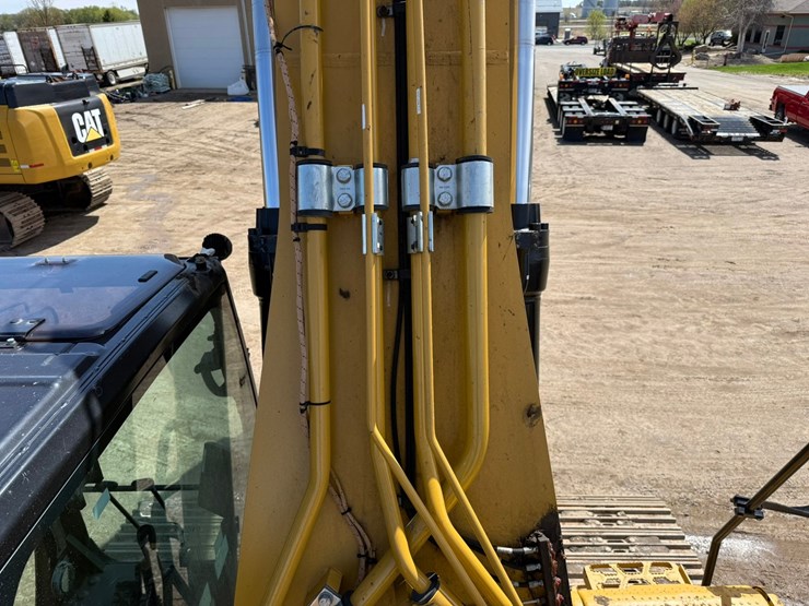 caterpillar-336-image-32