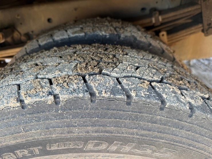 2017-ford-f550-xl-image-96